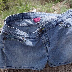 Y2K London Blue Short Jean Shorts Size 36 Waist Large